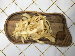 Сушеный минтай соломка: Кальмар полукольца