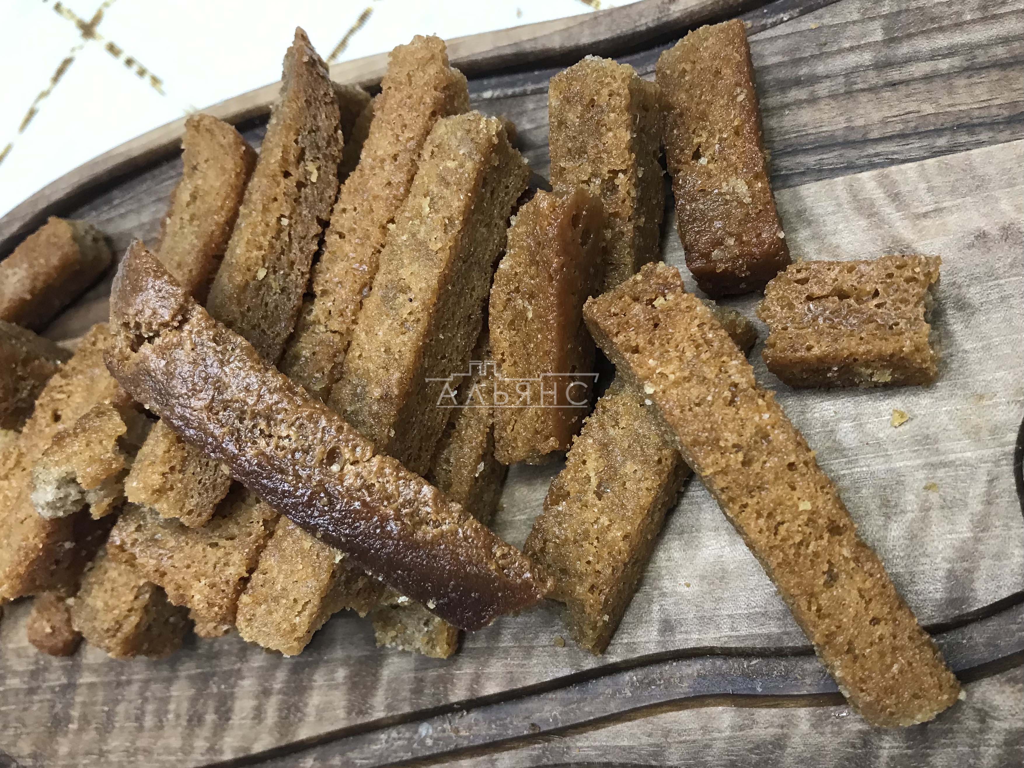 Деревенские гренки с чесноком в Сургуте