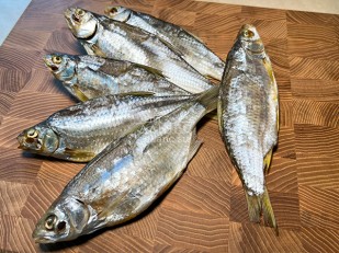 Мясо (АЛЬЯНС) вяленое курица гриль (500гр): Тарань вяленая (Азовская)