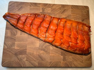 Чипсы из лаваша: Горбуша боковина х/к (юкола)