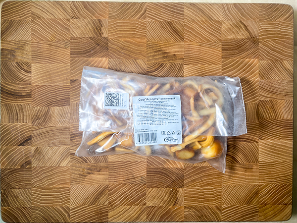 Сыр 150 гр ГОРНЫЙ СЫРОВАР (Ассорти копчёный) в Сургуте