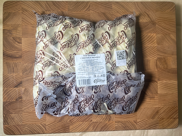 Сыр 1 кг ГОРНЫЙ СЫРОВАР (Косичка с укропом и чесноком) в Сургуте