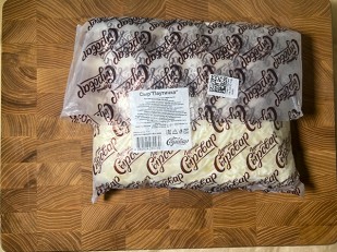 Сыр 60 гр ГОРНЫЙ СЫРОВАР (Нити копчёные): Сыр 1 кг ГОРНЫЙ СЫРОВАР (Паутинка)